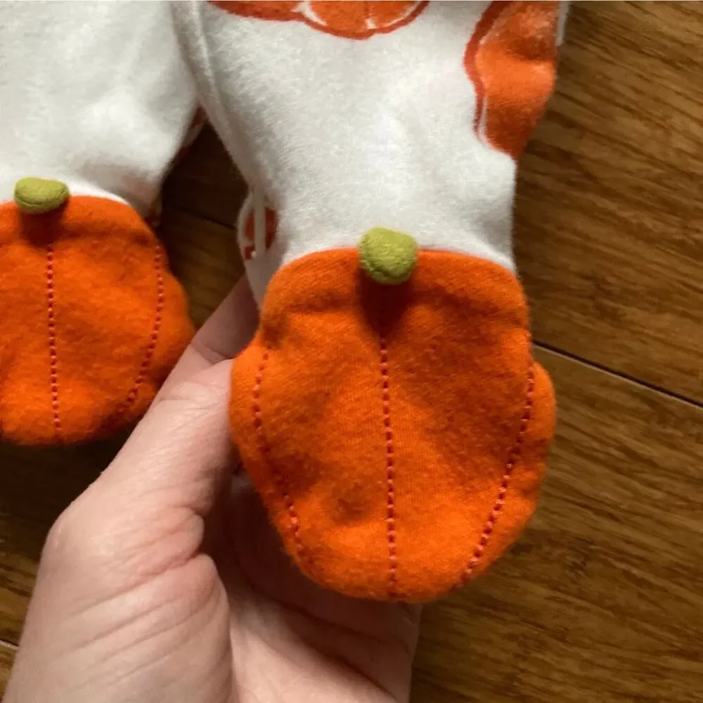 Carter’s Little Pumpkin Footie Pajamas, Size 3M